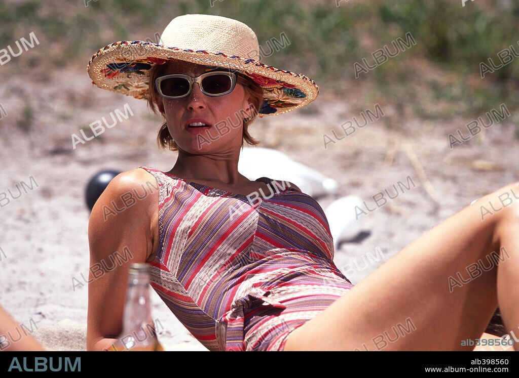 ASHLEY JUDD en CLAN YA-YA, 2002 (DIVINE SECRETS OF THE YA-YA SISTERHOOD), dirigida por CALLIE KHOURI. Copyright ALL GIRL PRODUCTION/GAYLORD FILMS/SISTERHOOD PRODUCTIONS.