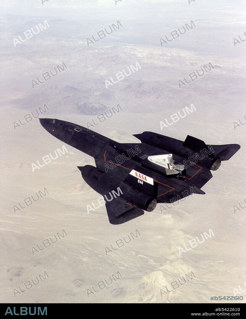 Linear Aerospike SR-71 Experiment (LASRE), USA, 1997. A NASA SR-71 successfully completed its first flight October 31, 1997 as part of the NASA/Rocketdyne/Lockheed Martin Linear Aerospike SR-71 Experiment (LASRE) at NASA's Dryden Flight Research Center, Edwards Air Force Base, California. The SR-71 took off at 8:31 a.m. PST. The aircraft flew for one hour and fifty minutes, reaching a maximum speed of Mach 1.2 before landing at Edwards at 10:21 a.m. PST, successfully validating the SR-71/linear aerospike experiment configuration.