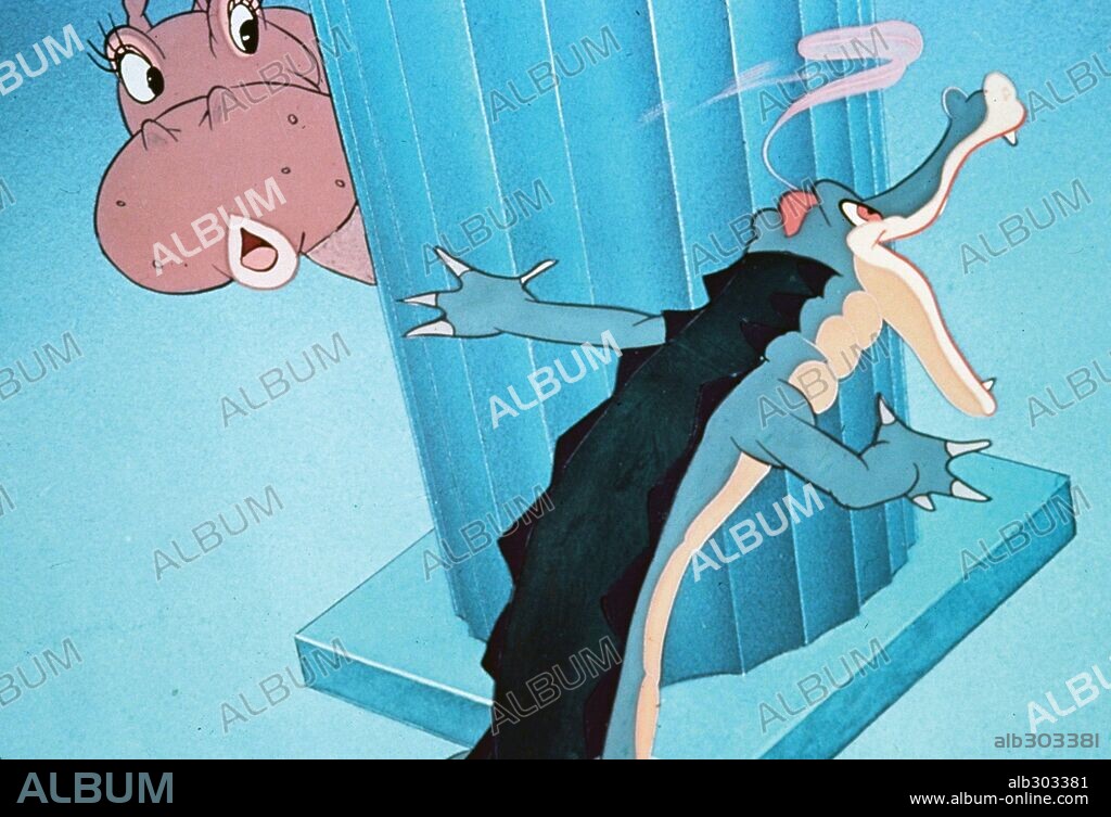 FANTASIA, 1940, dirigida por BEN SHARPSTEEN, FORD BEEBE, HAMILTON LUSKE, JAMES ALGAR, JIM HANDLEY, PAUL SATTERFIELD y WILFRED JACKSON. Copyright WALT DISNEY PRODUCTIONS.