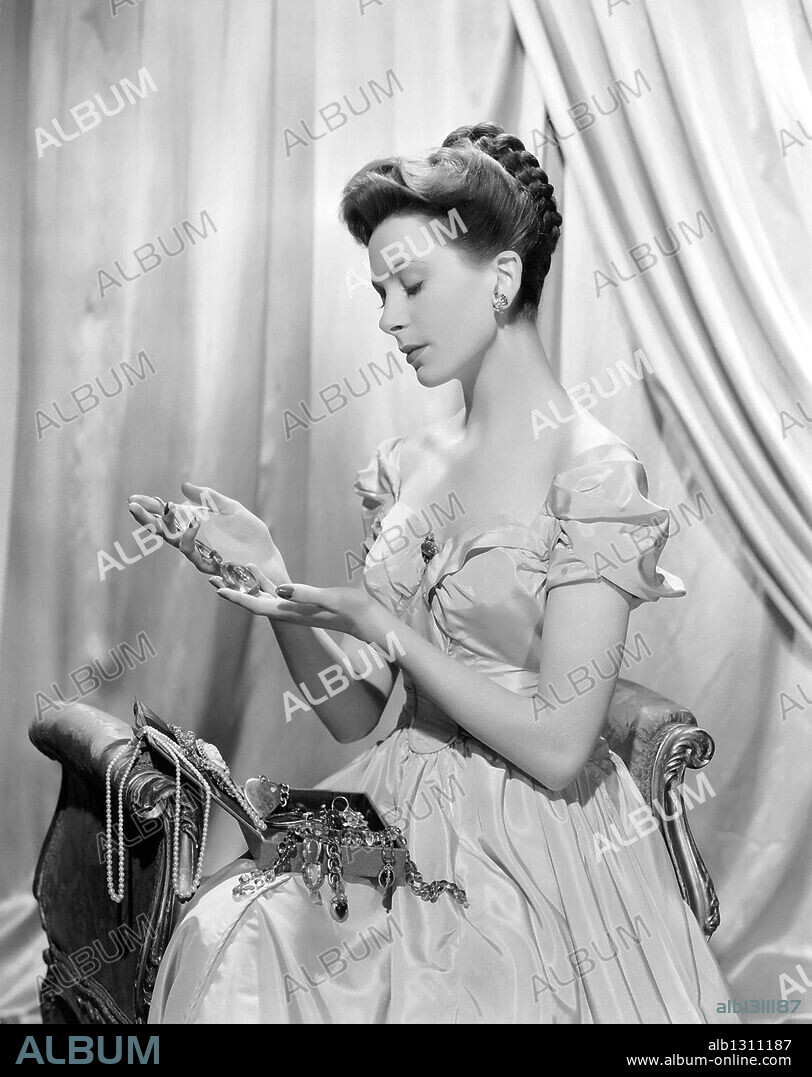 DEBORAH KERR en NARCISO NEGRO, 1947 (BLACK NARCISSUS), dirigida por EMERIC PRESSBURGER. Copyright THE ARCHERS.