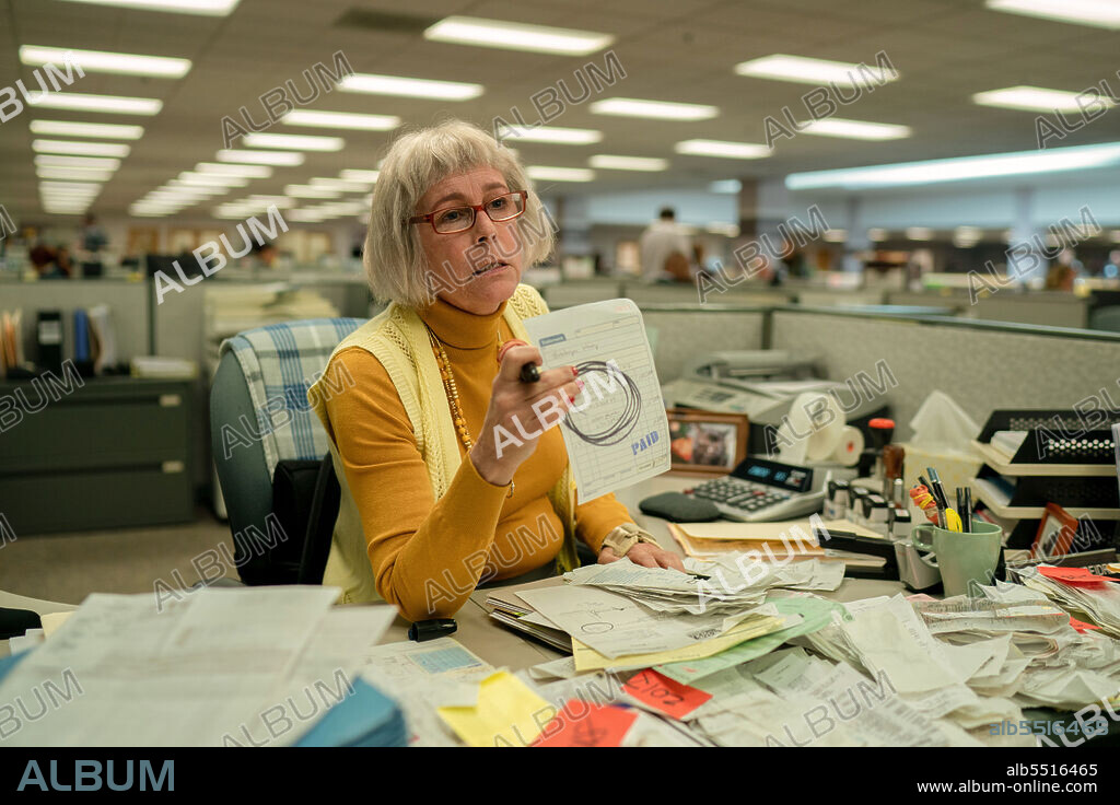 JAMIE LEE CURTIS in EVERYTHING EVERYWHERE ALL AT ONCE, 2022, directed by DAN KWAN and DANIEL SCHEINERT. Copyright AGBO / Ley Line Entertainment.