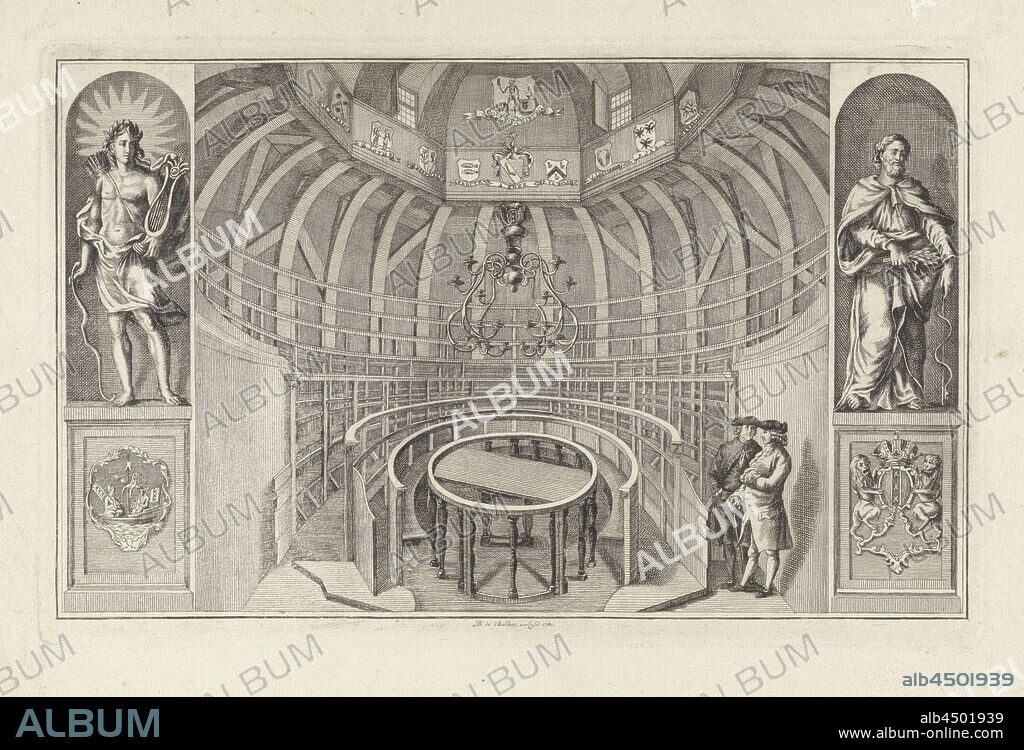 Interior of the anatomical theater Collegium Churgical, Amsterdam, with stands and cutting table. On both sides there are statues in niches, on the left the god Apollo with bow and arrow and lyre and on the right an unknown male saint or philosopher with palm leaves and the caduceus, the wand with winding serpentine of Mercury and the attribute of the surgeon., Dissecting room, ' theatrum anatomicum ', (story of) Apollo (Phoebus), caduceus (staff with two snakes, attribute of Mercury), Barent de Bakker (mentioned on object), 1780, paper, ink, pen, h 212 mm × w 332 mm.