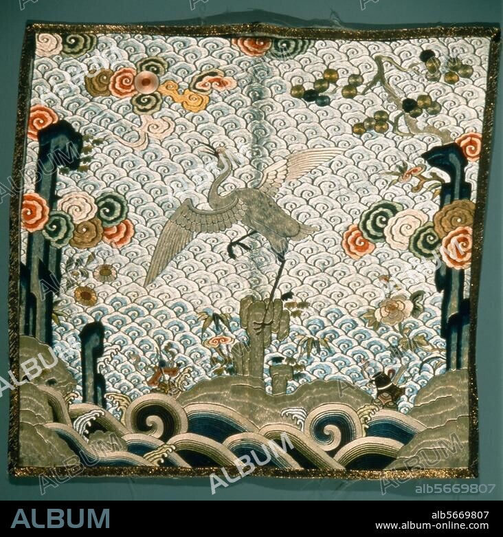 Art chinois, fin du XVIIe siècle. Carré de mandarin. Broderie de soie. Coll. privée.