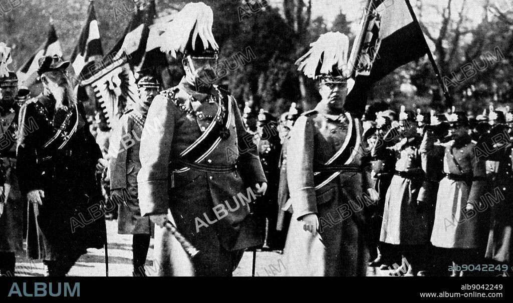Photograph of Emperor Wilhelm II (1859-1941) King of Prussia and German Emperor, during the funeral of his first wife Augusta Victoria of Schleswig-Holstein (1858-1921). Dated 20th Century.