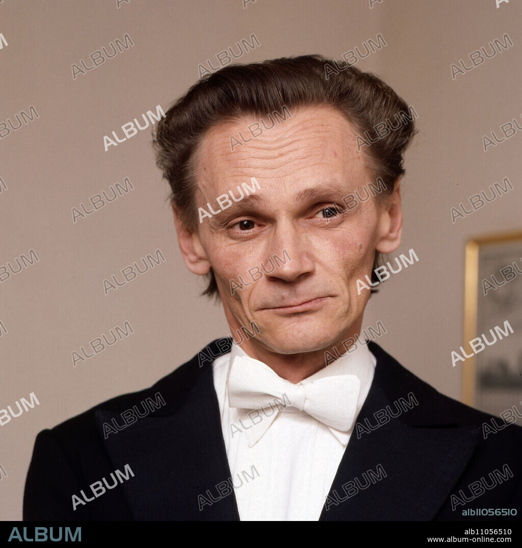 Igor Mikhailovich Zhukov, aka Igor Shukov, Igor Zhukov, Russian pianist and conductor, portrait, 1981.