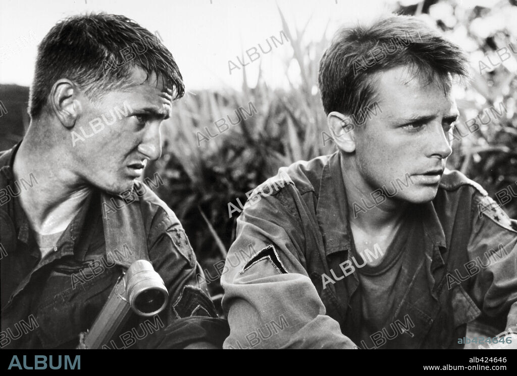 MICHAEL J. FOX und SEAN PENN in CASUALTIES OF WAR, 1989, unter der Regie von BRIAN DE PALMA. Copyright COLUMBIA TRI STAR.