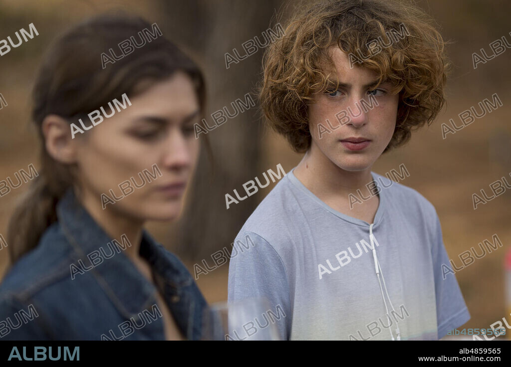 JULES PORIER and MARTA NIETO in MADRE, 2019, directed by RODRIGO SOROGOYEN. Copyright AMALUR PICTURES/ARCADIA MOTION PICTURES/CABALLO FILMS/LE PAC / PAVO, MANOLO.