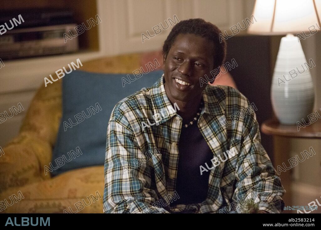 Emmanuel JAL en LA BUENA MENTIRA, 2014 (THE GOOD LIE), dirigida por PHILIPPE FALARDEAU. Copyright ALCON ENTERTAIMENT.