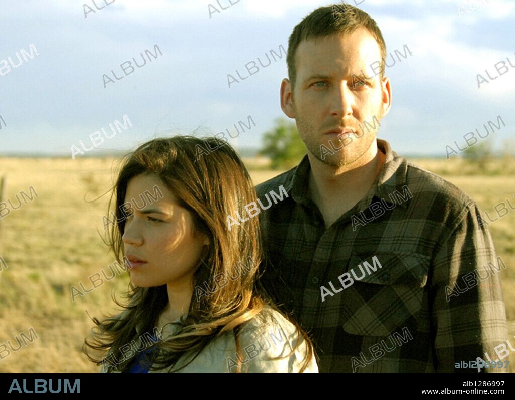 AMERICA FERRERA and RYAN O'NAN in THE DRY LAND, 2010, directed by RYAN PIERS WILLIAMS. Copyright MAYA ENTERTAINMENT/TAKE FOUNTAIN PRODUCTIONS/BESITO FILMS.