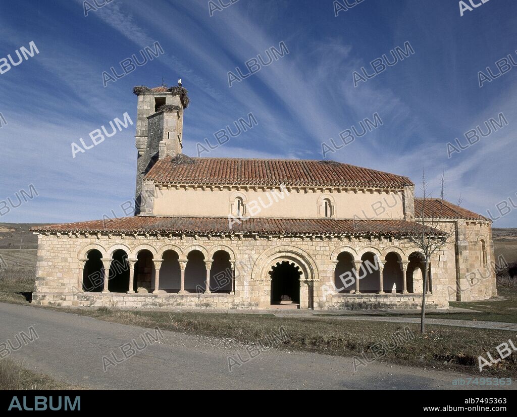 GALERIA PORTICADA- ROMANICO- SIGLO XII.