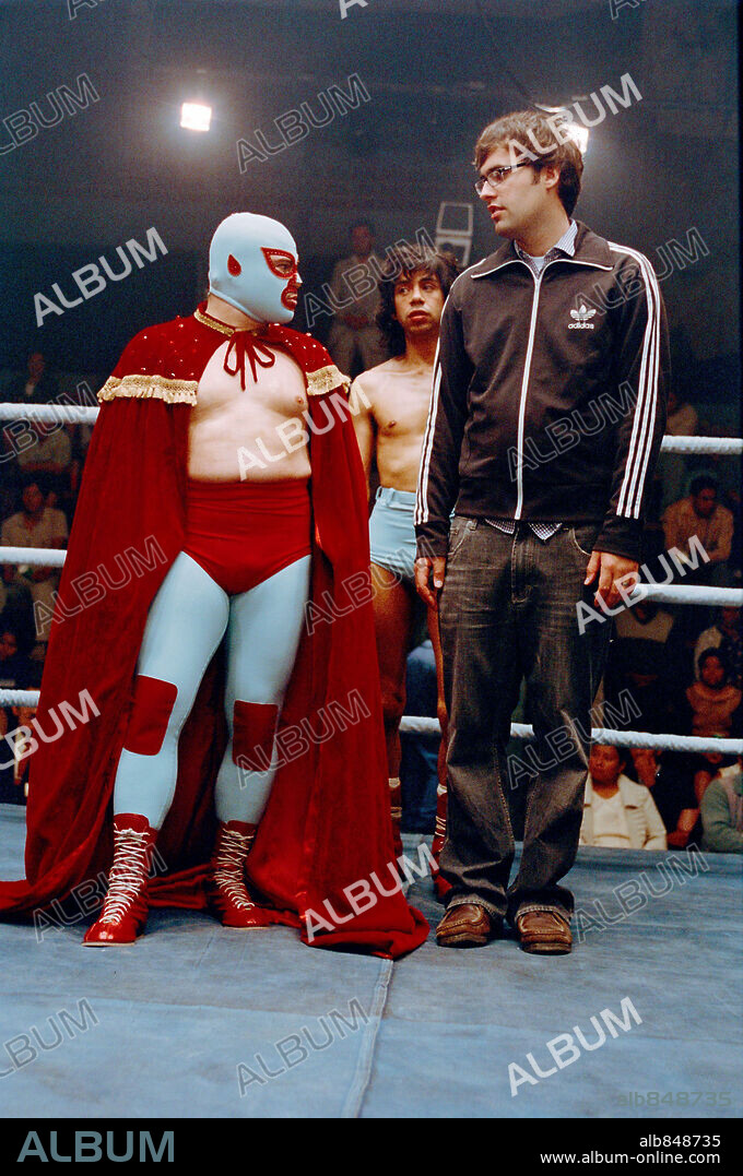 HECTOR JIMENEZ, JACK BLACK and JARED HESS in NACHO LIBRE, 2006, directed by JARED HESS. Copyright PARAMOUNT PICTURES / DAZA, DANIEL.