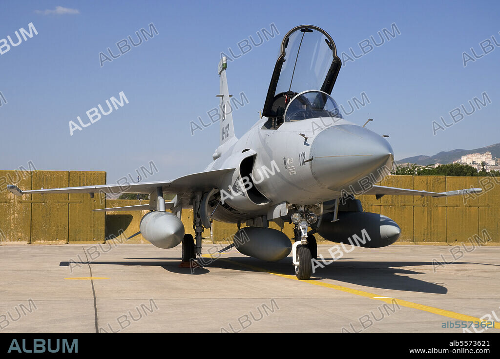 A Pakistan Air Force JF-17 Thunder at Izmir Air Station, Turkey, during the 100th Anniversary of the Turkish Air Force.
