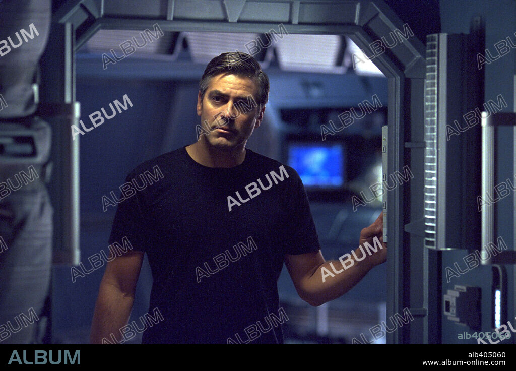 GEORGE CLOONEY en SOLARIS, 2002, dirigida por STEVEN SODERBERGH. Copyright 20TH CENTURY FOX / MARSHAK, BOB.