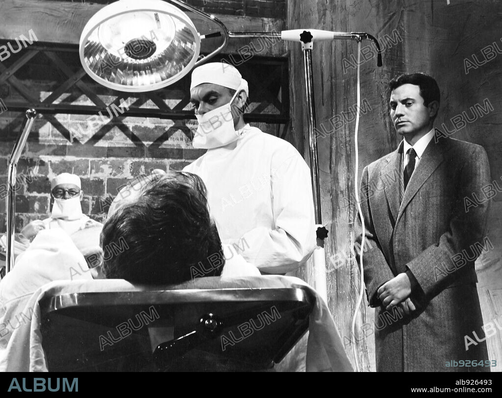 ARTURO FERNANDEZ and FRANCISCO MORAN in LOS CUERVOS, 1962. Copyright JURO FILMS.