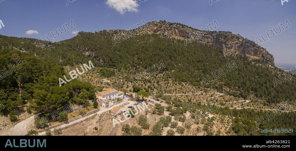 Es Verger, traditional restaurant, Puig de Alaró, Raiguer region, Mallorca, Balearic Islands, Spain, Europe.