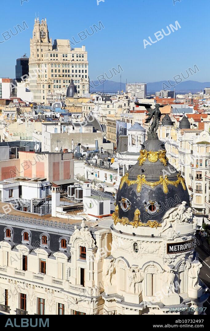 Edificio Metropolis, Gran Via, Madrid, Spain, Europe.