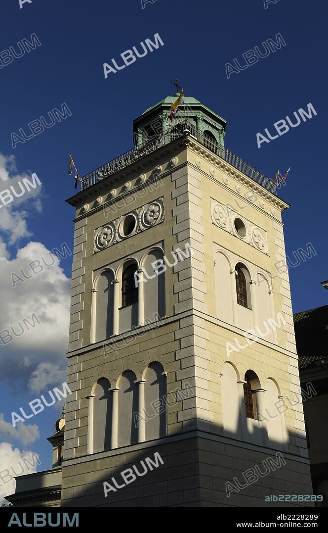 POLONIA. VARSOVIA. Iglesia de Santa Ana. Campanario del S. XVIII.
