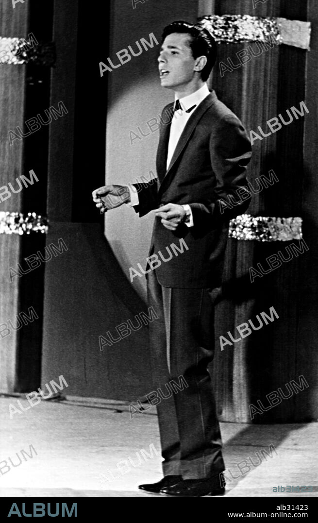 El cantante Enrique Guzmán.