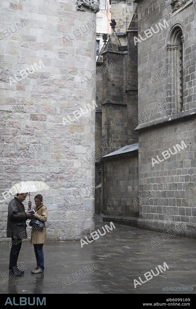 Barcelona; barrio gótico; lateral de la Catedral / Plaza de Sant Iu (ciutat vella).