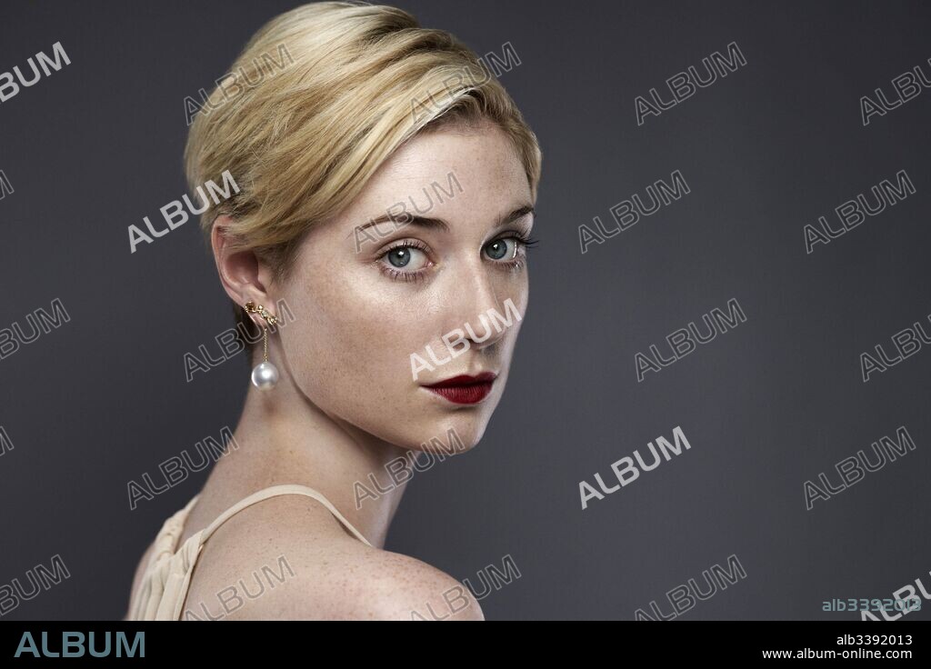 ELIZABETH DEBICKI en EL INFILTRADO, 2016 (THE NIGHT MANAGER), dirigida por SUSANNE BIER. Copyright BRITISH BROADCASTING CORPORATION (bbc).