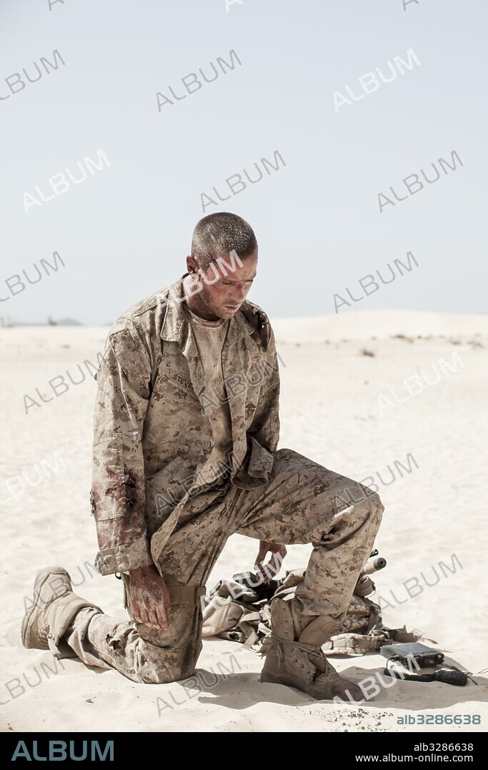 ARMIE HAMMER en MINE, 2016, dirigida por FABIO GUAGLIONE y FABIO RESINARO. Copyright THE SAFRAN COMPANY/ROXBURY/SUN FILM/MINE CANARIAS/MiBAC.