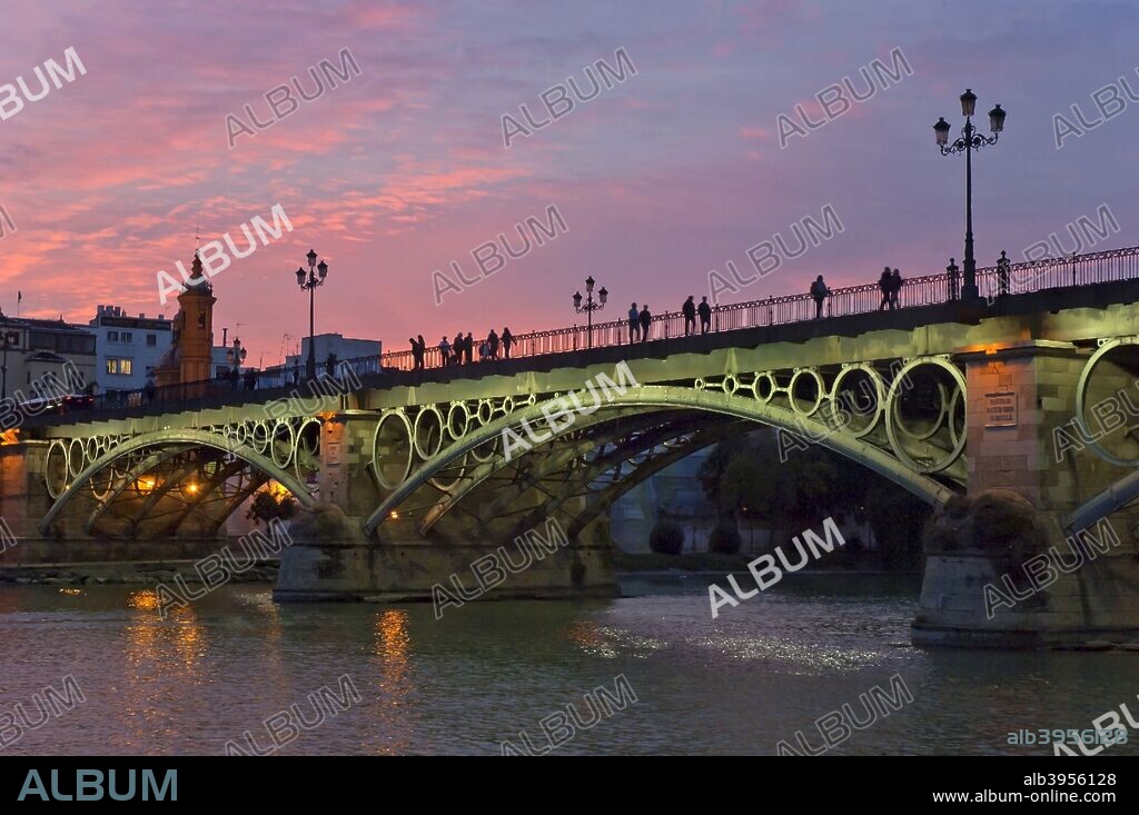 Guadalquivir river and Triana Bridge, Seville, Region of Andalusia, Spain, Europe.