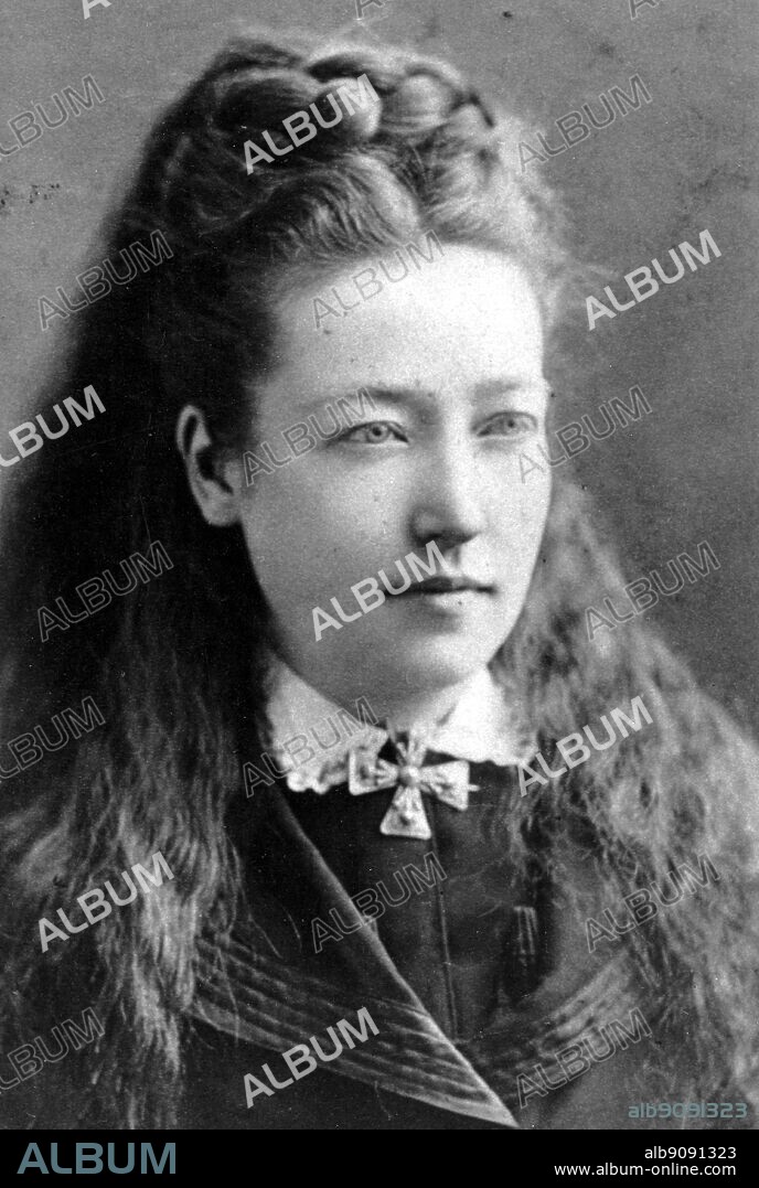 George Bernard Shaw's sister: Yuppy or Aggie. George Bernard Shaw (1856-1950) was an Irish playwright and winner of the Nobel Prize for Literature in 1925. The Genius of Shaw page 20.