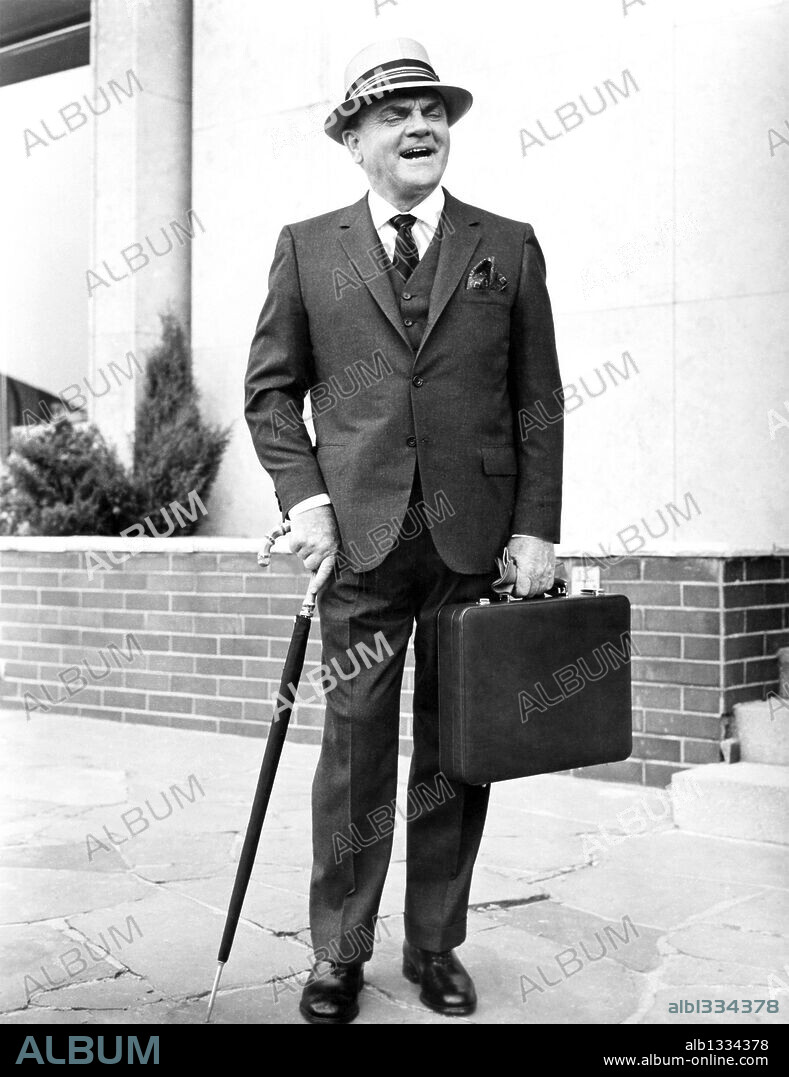JAMES CAGNEY dans ONE, TWO, THREE, 1961, réalisé par BILLY WILDER. Copyright MIRISCH/UNITED ARTISTS.