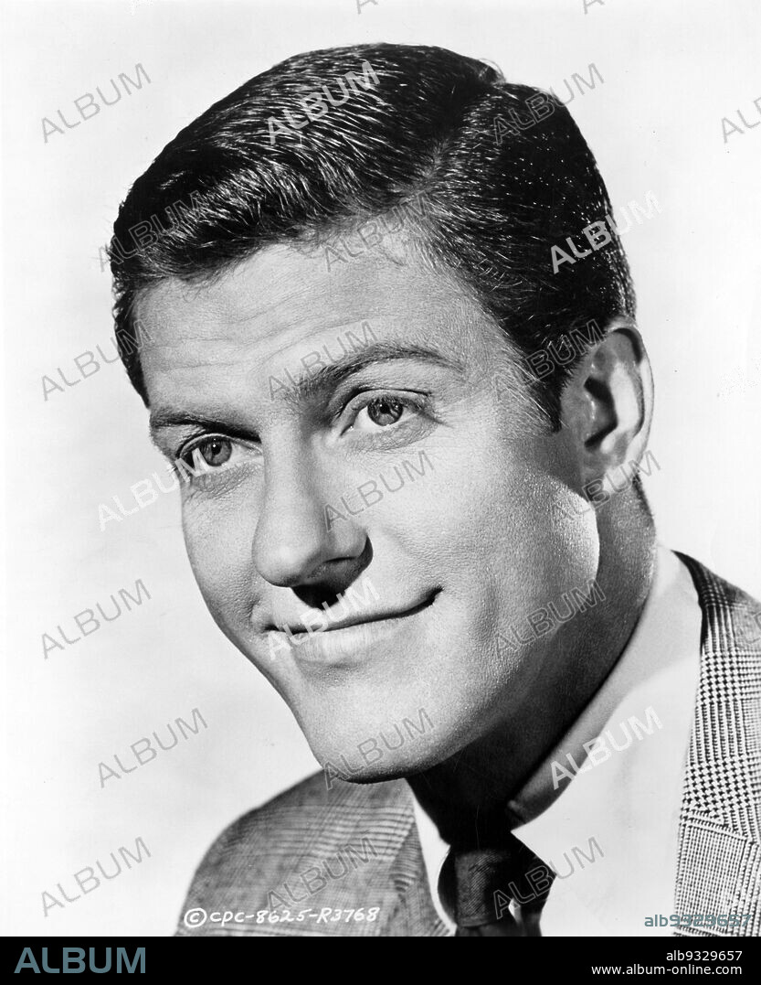 DICK VAN DYKE en UN BESO PARA BIRDIE, 1963 (BYE BYE BIRDIE), dirigida por GEORGE SIDNEY. Copyright COLUMBIA PICTURES.