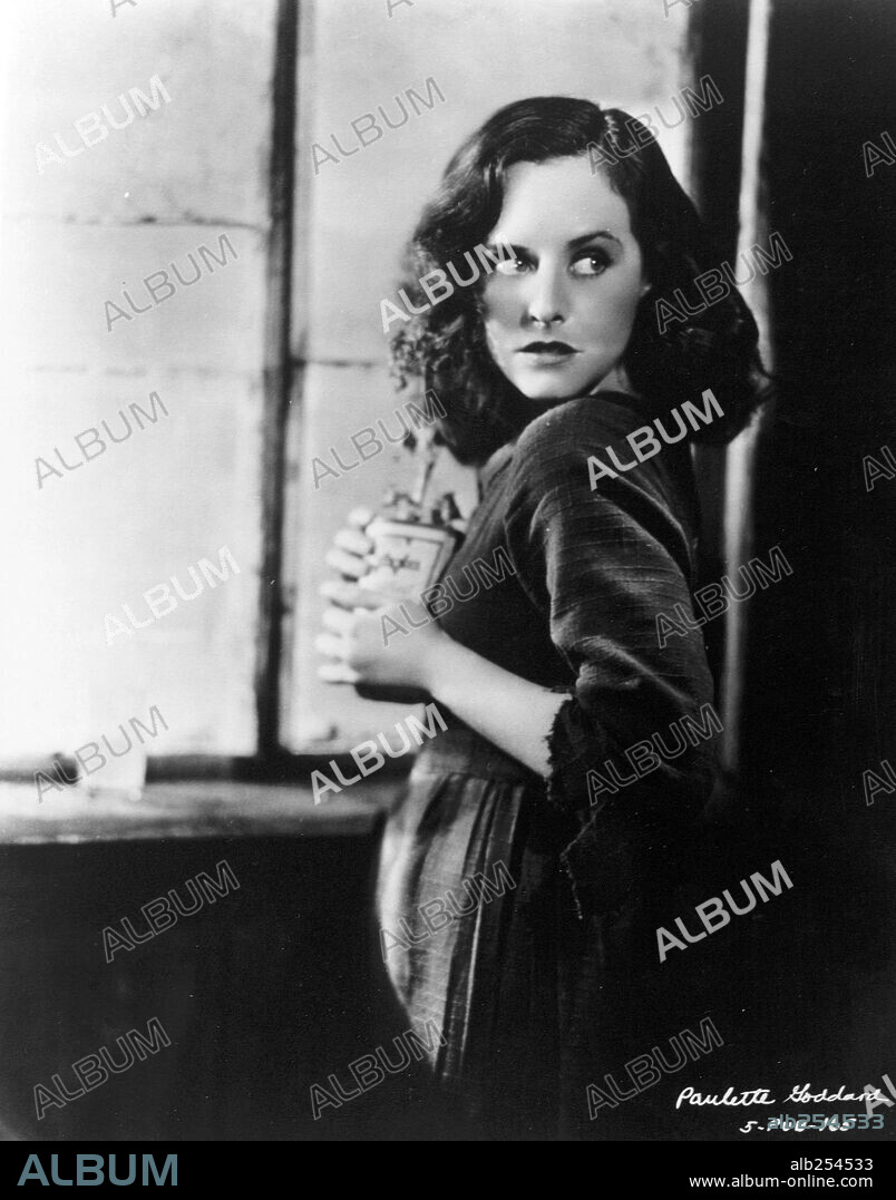 PAULETTE GODDARD in MODERN TIMES, 1936, unter der Regie von CHARLES CHAPLIN. Copyright CHAPLIN/UNITED ARTISTS.
