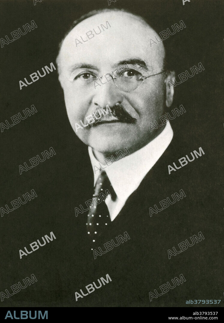 Leo Baekeland (November 14, 1863 - February 23, 1944), a Belgian chemist. In 1909 patented the first heat resistant plastic, which he proudly named Bakelite. There had been earlier plastics, but Baekeland's breakthrough was to produce a material that, once it hardened, would hold its shape even when subjected to high heat. He also invented Velox photographic paper in 1893.