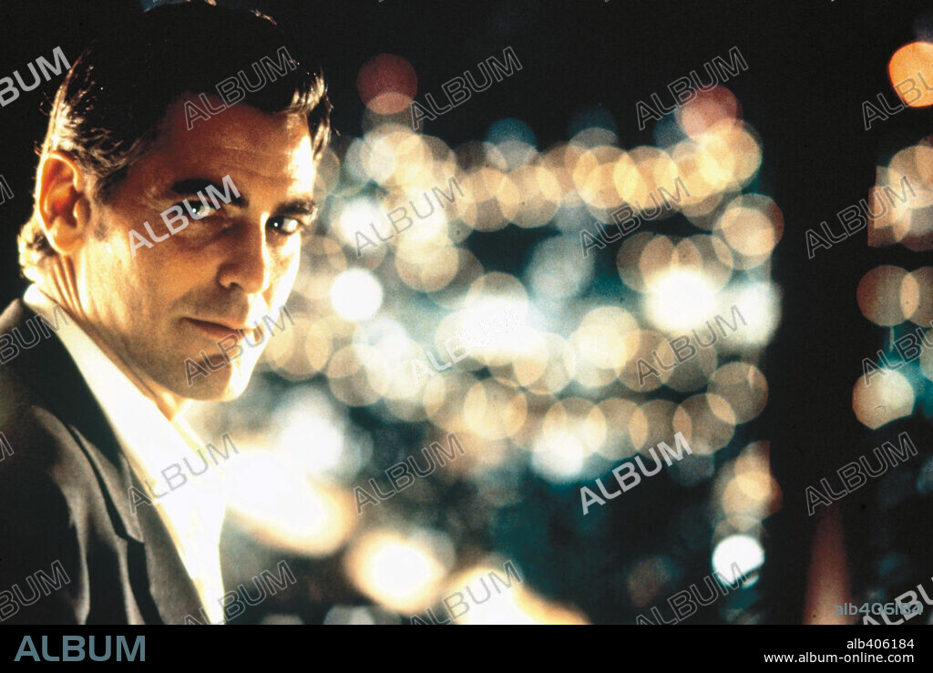 GEORGE CLOONEY dans OUT OF SIGHT, 1998, réalisé par STEVEN SODERBERGH. Copyright UNIVERSAL PICTURES / MORTON, MERRICK.