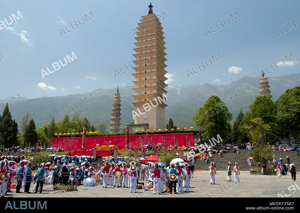 The Bai or Baip are one of the 56 ethnic groups officially recognized by the People's Republic of China. Bai people live mostly in the provinces of Yunnan (Dali area), and in neighboring Guizhou (Bijie area) and Hunan (Sangzhi area) provinces. Dali is the ancient capital of both the Bai kingdom Nanzhao, which flourished in the area during the 8th and 9th centuries, and the Kingdom of Dali, which reigned from 937-1253. Situated in a once significantly Muslim part of South China, Dali was also the center of the Panthay Rebellion against the reigning imperial Qing Dynasty from 1856-1863.