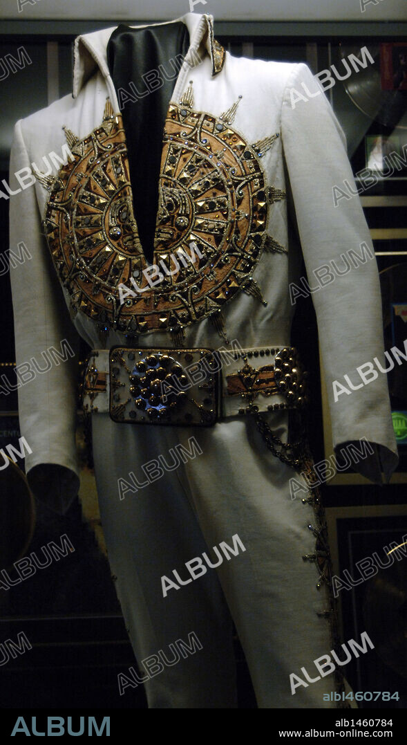 GRACELAND. Casa del cantante de rock Elvis PRESLEY (1935-1977). Detalle de un TRAJE DE ELVIS. MEMPHIS. Estado de Tennessee. Estados Unidos.