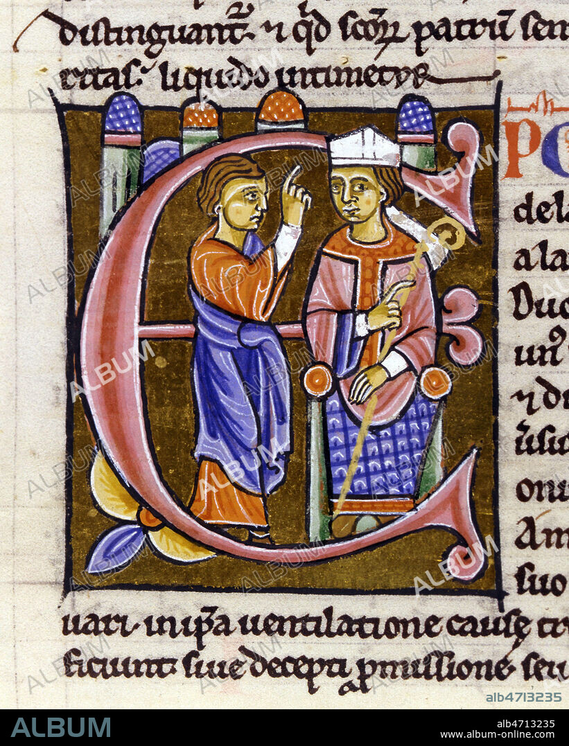 Decret de GRATIEN : Un eveque est accuse du peche de chair - GRATIEN(fin du XIeme siecle- 1160) canoniste et moine camaldule italien, son oeuvre principale, le fameux Decret, pose les fondement du droit canonique, manuscrit medieval fin du XIIeme siecle, 12e s. scriptorium cistercien du nord de la France, conserve a la Bibliotheque de Troyes, Ms103 f°83. Credit Collection JEAN VIGNE/KHARBINE TAPABOR.