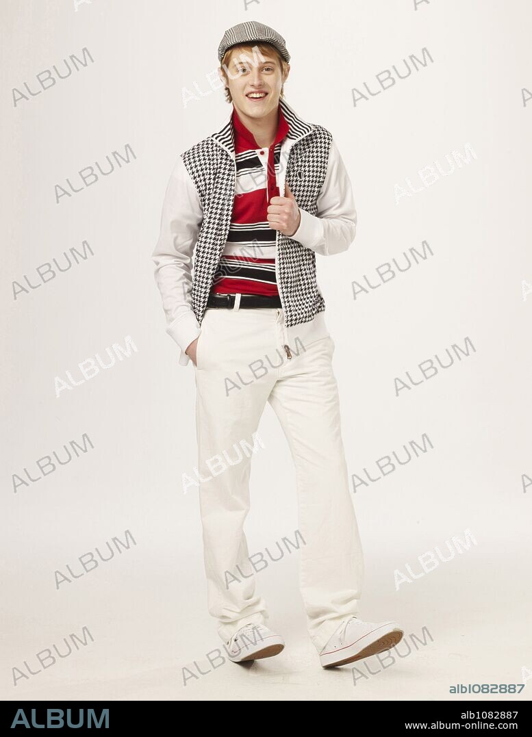 LUCAS GRABEEL in HIGH SCHOOL MUSICAL 3: SENIOR YEAR, 2008, directed by KENNY ORTEGA. Copyright WALT DISNEY PICTURES / ECCLES, ANDREW.
