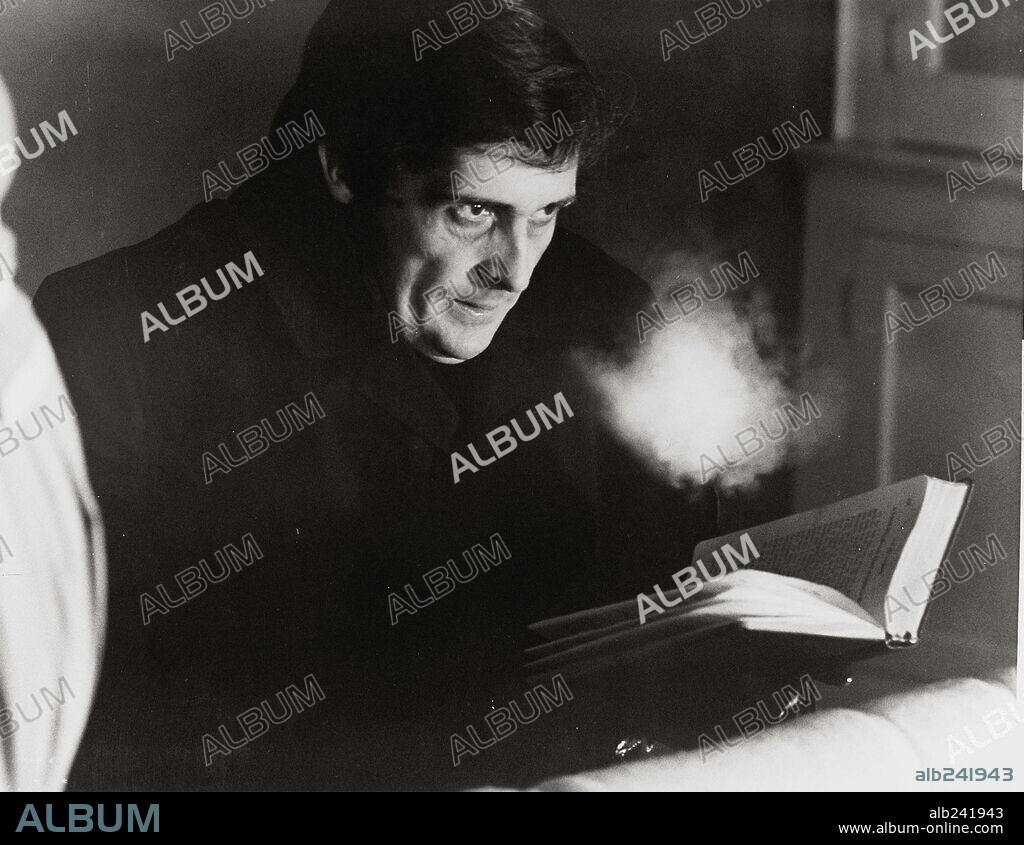 JASON MILLER dans L' EXORCISTE - VERSION INTÉGRALE, 1973 (THE EXORCIST), réalisé par WILLIAM FRIEDKIN. Copyright Warner Bros./Hoya Productions.