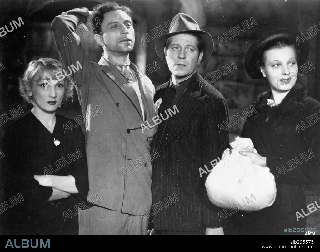 JEAN GABIN, LOUIS JOUVET, SUZY PRIM et VLADIMIR SOKOLOFF dans LES BAS-FONDS, 1936, réalisé par JEAN RENOIR. Copyright FILMS ALBATROS.