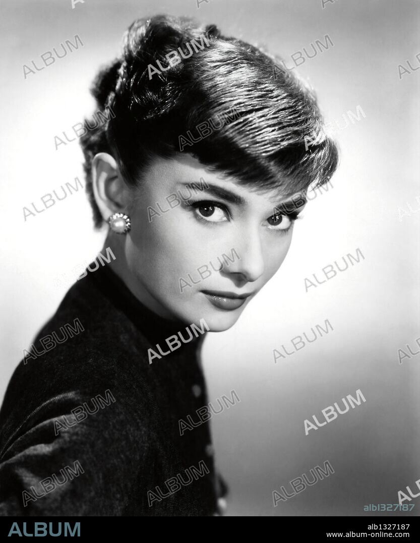 AUDREY HEPBURN. 1953