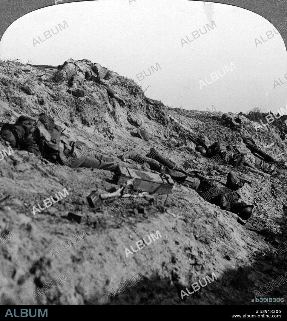 Dead soldiers, Vimy Ridge, France, World War I, 1914-1918. Vimy Ridge was the site of an attack by the Canadian Corps on three divisions of the German 6th Army in April 1917. The Canadians succeeded in taking the ridge but suffered 10,602 casualties (3598 dead and 7004 wounded). Four Canadian soldiers were awarded the Victoria Cross for their actions in the battle. Around 4000 German prisoners of war were taken. Stereoscopic card detail.