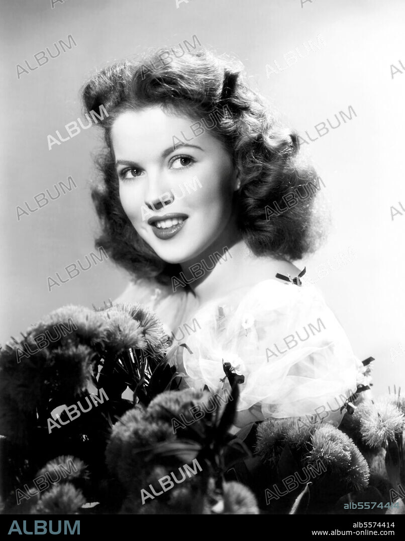 SHIRLEY TEMPLE in THAT HAGEN GIRL, 1947, directed by PETER GODFREY. Copyright WARNER BROTHERS.