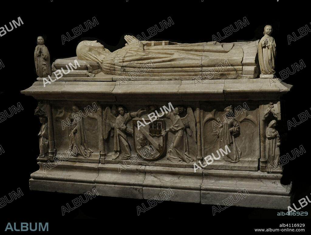 Constanza de Castilla (h. 1405-1478). Dama castellana, nieta del rey Pedro I de Castilla y priora del Convento de Santo Domingo el Real de Madrid. Sepulcro de Doña Constanza de Castilla. Decorado con alegorías de las Virtudes (fe, esperanza, prudencia y templanza), y dos ángeles en el centro, sosteniendo el escudo de armas de la Casa Real de Castilla. Alabastro pintado y dorado. Gótico, 1478. Procede del desaparecido Convento de Santo Domingo el Real de Madrid. Museo Arqueológico Nacional. Madrid. España.