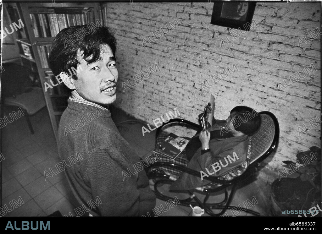 Artist Chen Tong, Guangzhou City, Guangdong Province, December 1992.