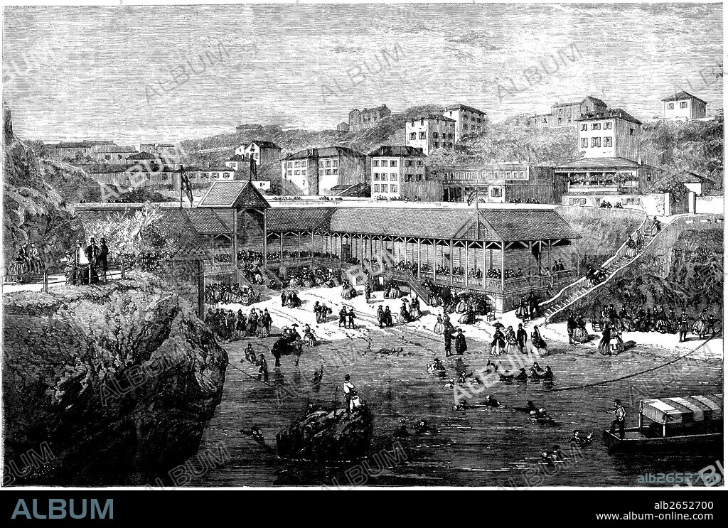 Francia. Balnearios y baños de mar en Biarritz. Grabado de 1867.