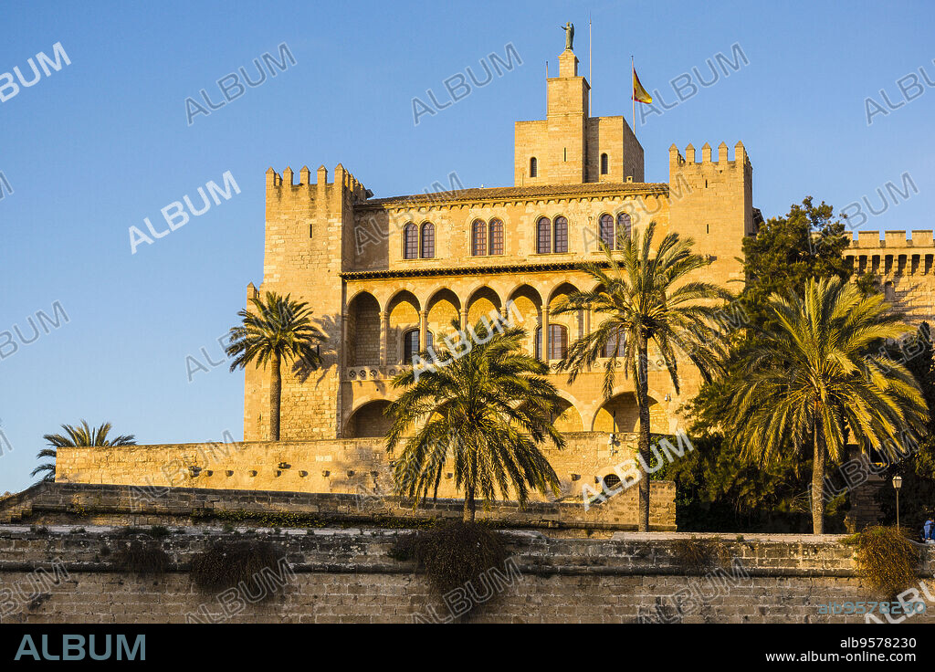 Palacio Real de La Almudaina, Palma, Mallorca, balearic islands, spain, europe.