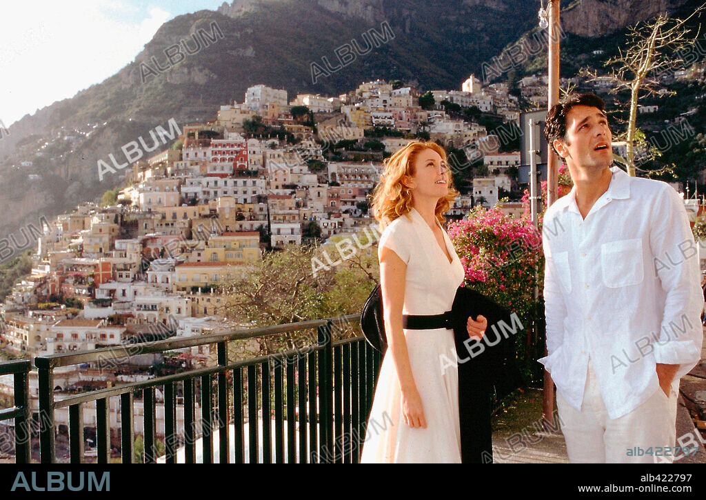 DIANE LANE and RAOUL BOVA in UNDER THE TUSCAN SUN, 2003, directed by AUDREY WELLS. Copyright BUENA VISTA.