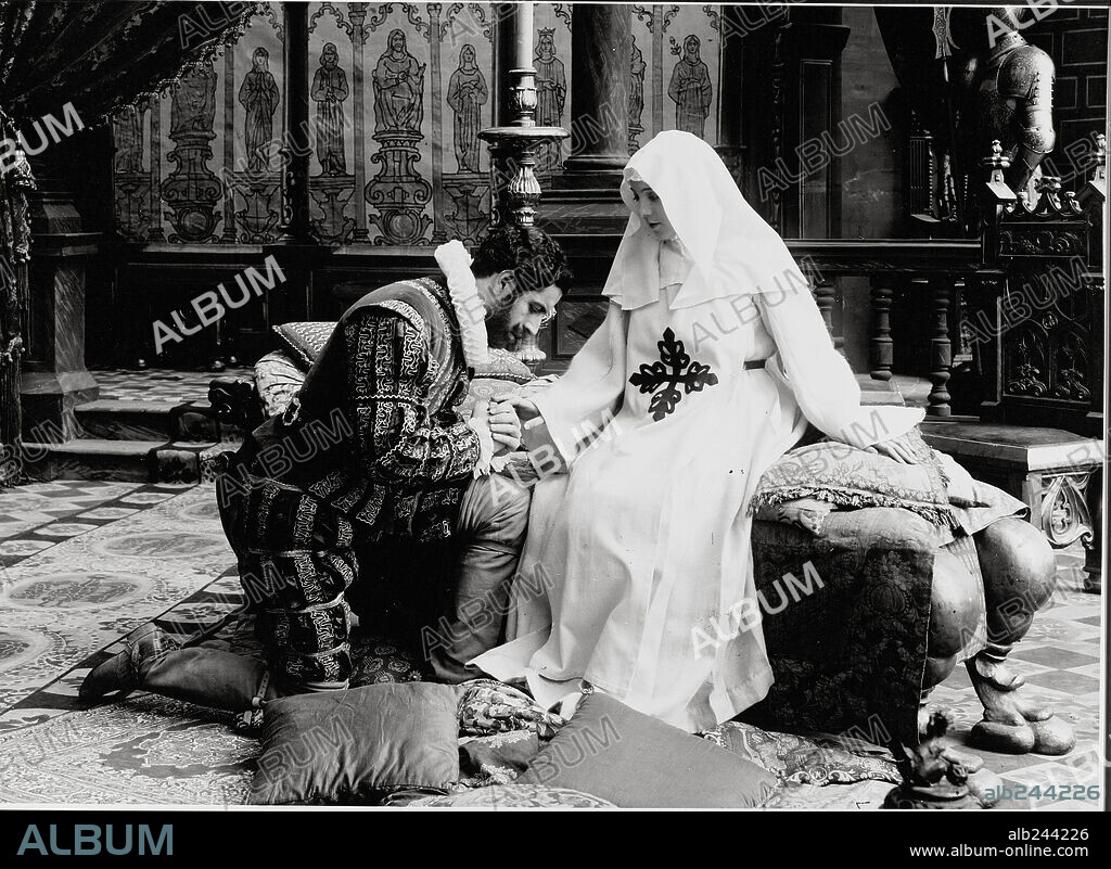 FORTUNIO BONANOVA y INO ALCUBIERRE en DON JUAN TENORIO, 1922, dirigida por RICARDO BAÑOS. Copyright ROYAL FILMS.