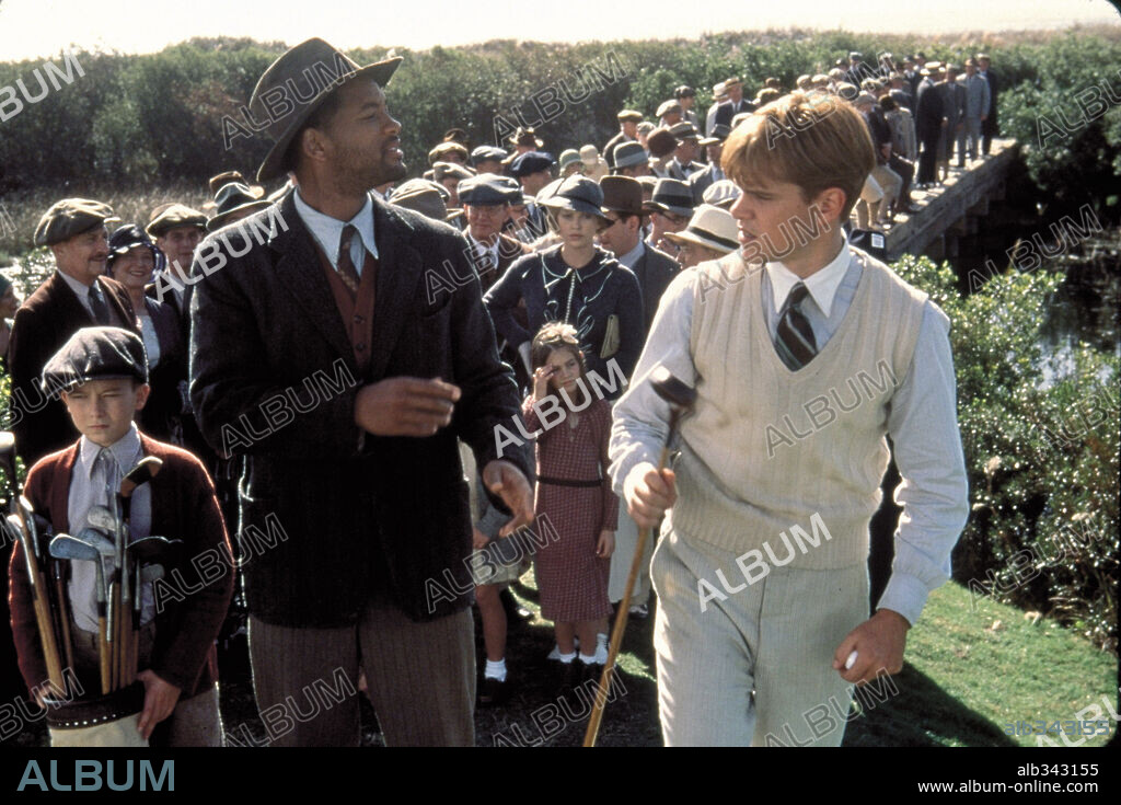 MATT DAMON and WILL SMITH in THE LEGEND OF BAGGER VANCE, 2000, directed by ROBERT REDFORD. Copyright ALLIED FILM MAKERS / JAMES, DAVID.