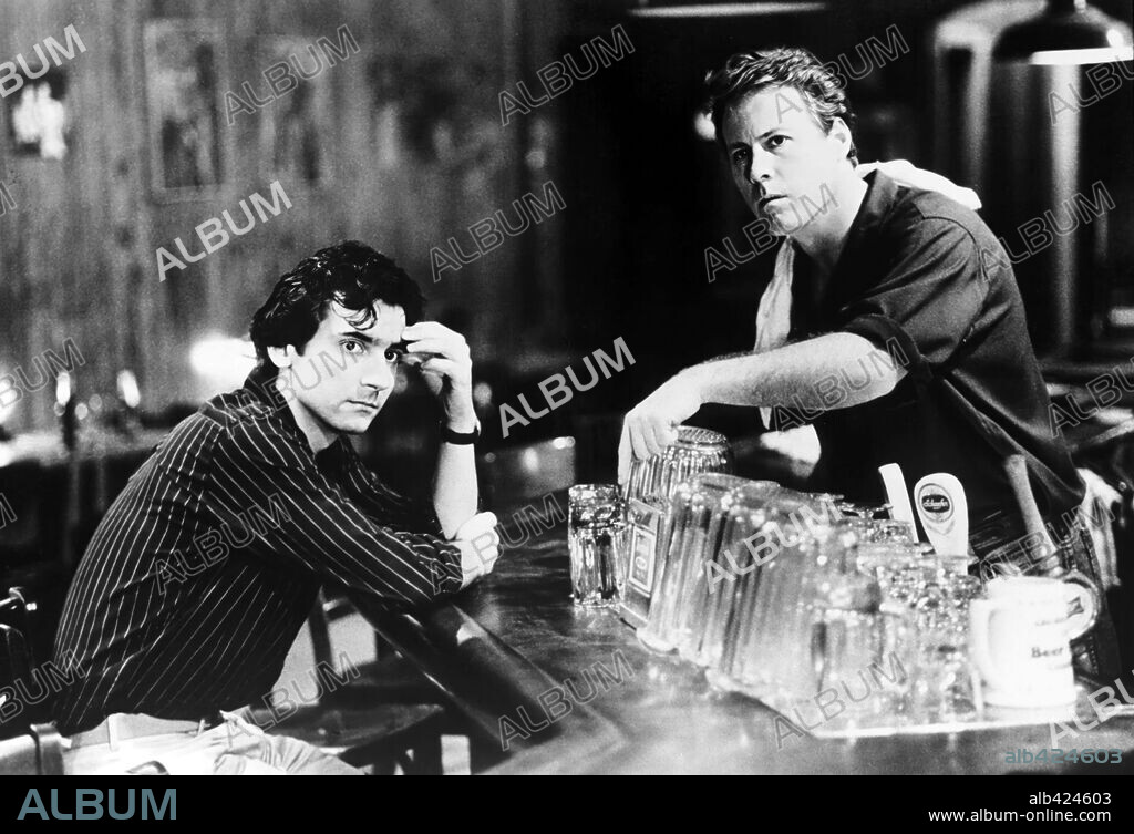 GRIFFIN DUNNE y JOHN HEARD en JO, QUE NOCHE!, 1985 (AFTER HOURS), dirigida por MARTIN SCORSESE. Copyright WARNER BROTHERS.