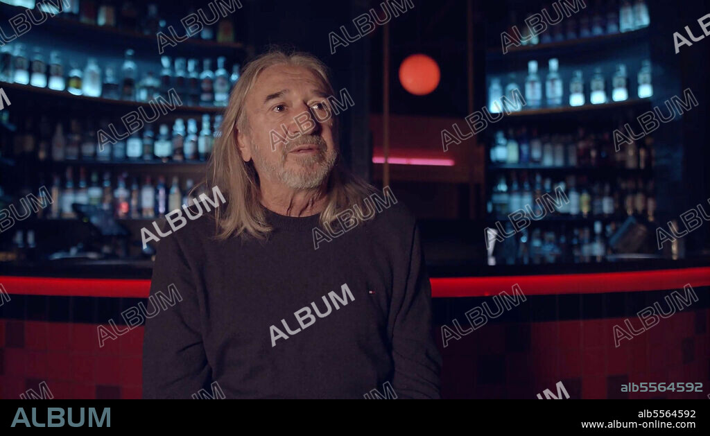 ROSENDO MERCADO in CRUCE DE CAMINOS. UN DOCUMENTAL SOBRE MIGUEL RIOS, 2022, directed by LUIS MENGS and LUIS MIGUEL FERNANDEZ. Copyright Pulsonic / RTVE.